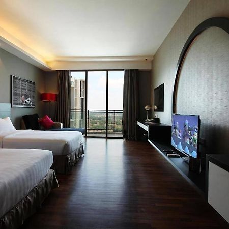 Shore Studio Rivercity View Malacca Extérieur photo