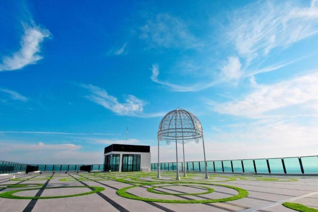 Shore Studio Rivercity View Malacca Extérieur photo